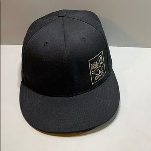 Jack Rabbit Port Authority  black hat L/XL